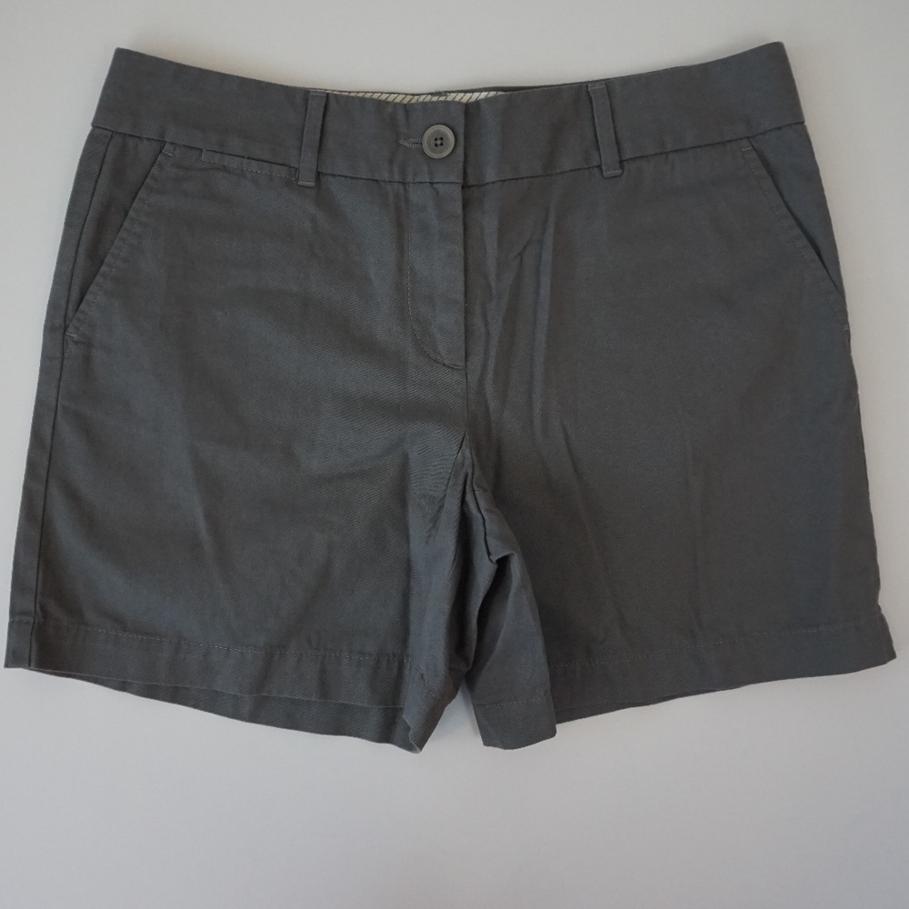 Ann Taylor Loft Grey Shorts NWOT Size 8